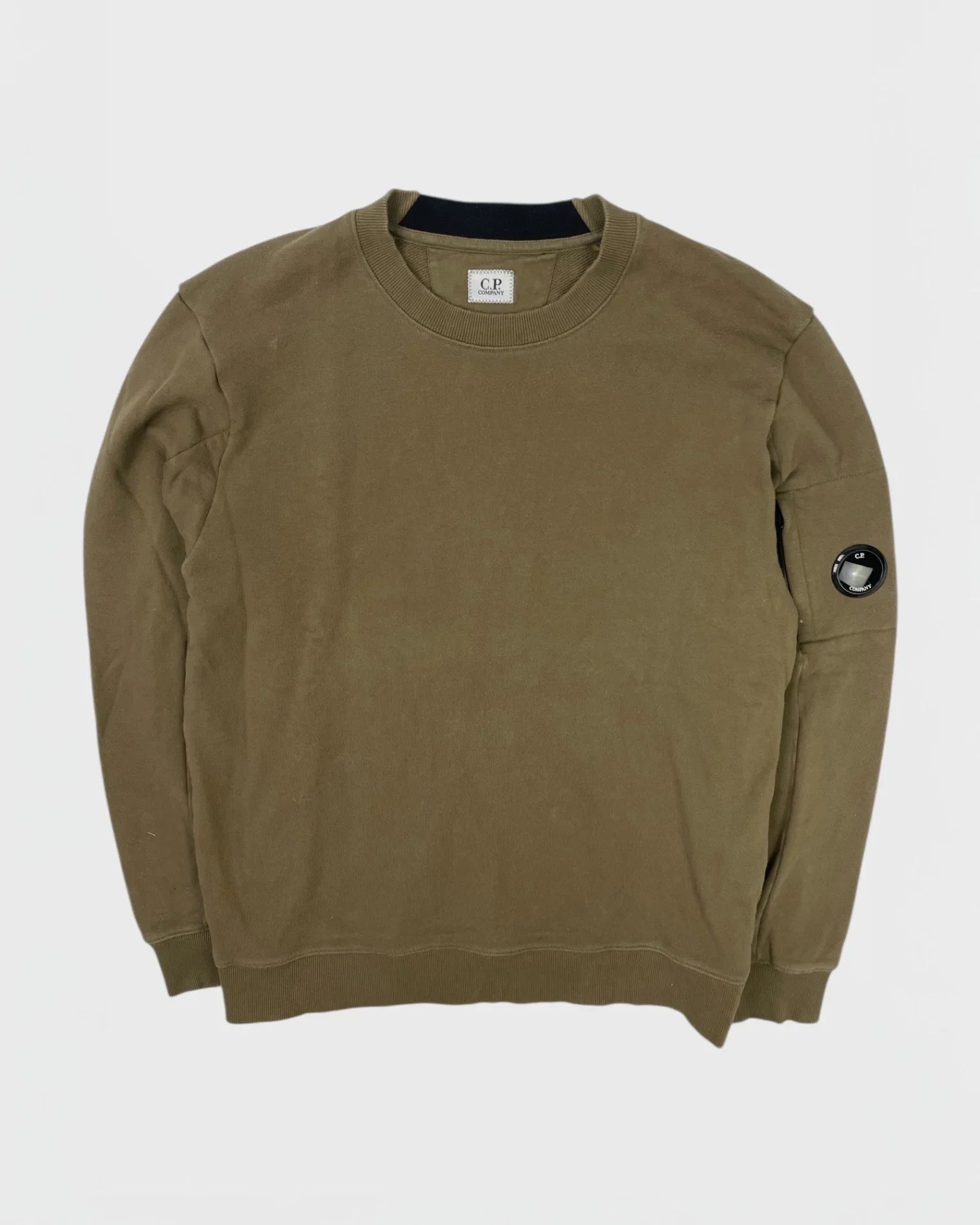 C.P. Company pull
