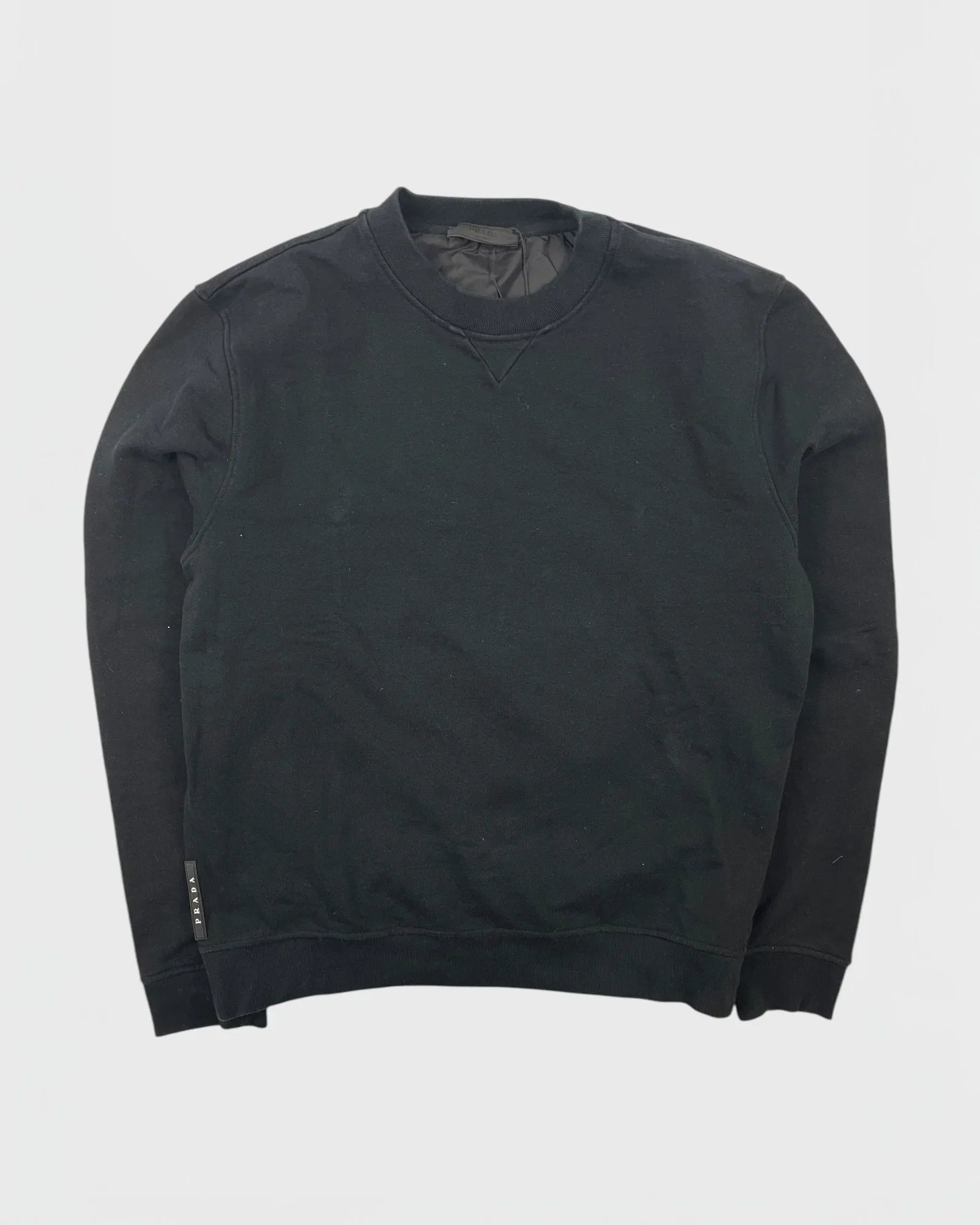 Prada pull