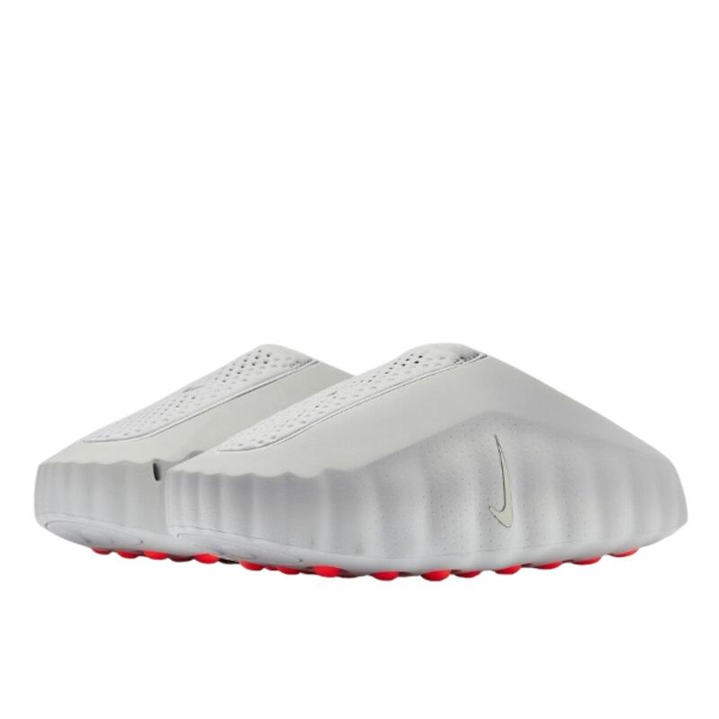 Nike Mind 001