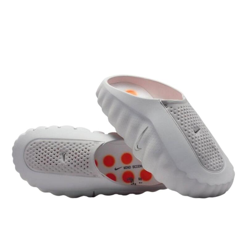 Nike Mind 001