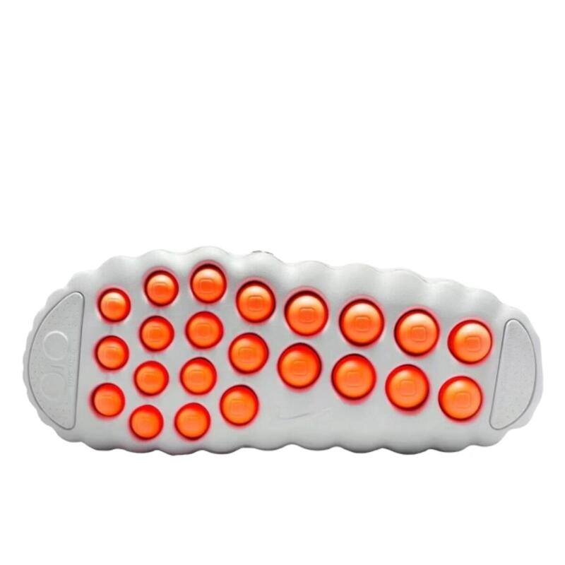 Nike Mind 001